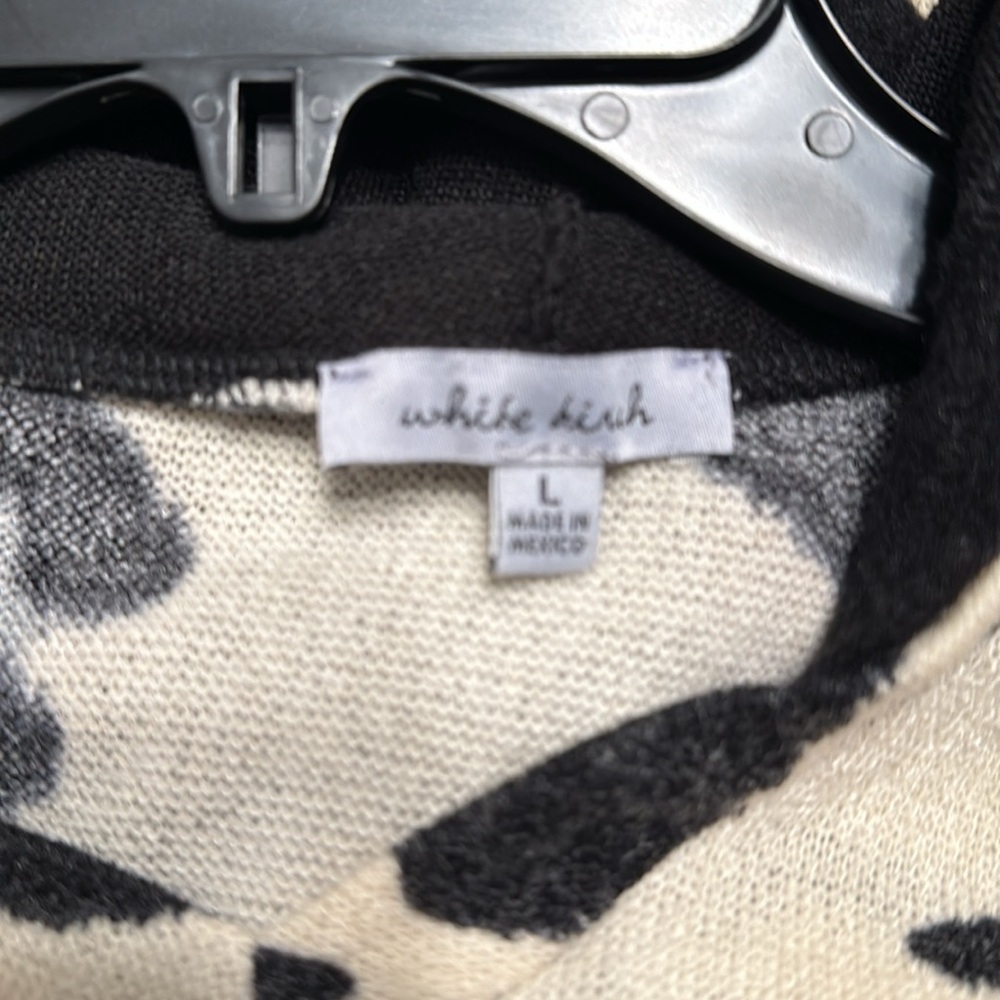 White Birch Hoodie with Thumbholes - Picture 5 of 5